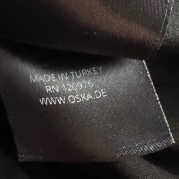 OSKA Long Sleeve Black Midi Dress Size 2 Medium Lagenlook Utilitarian Layering - Picture 4 of 6